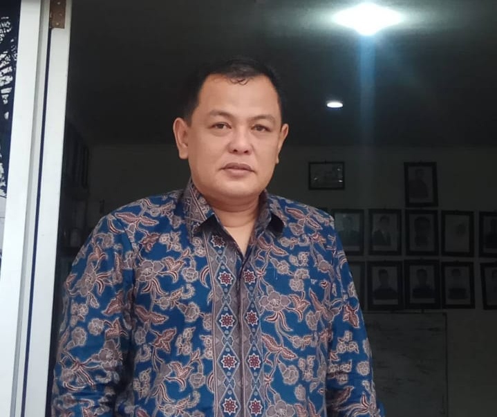 Abdullah Khusairi, Doktor Pengkajian Islam, Mengajar di Fakultas Dakwah dan Ilmu Komunikasi UIN Imam Bonjol Padang