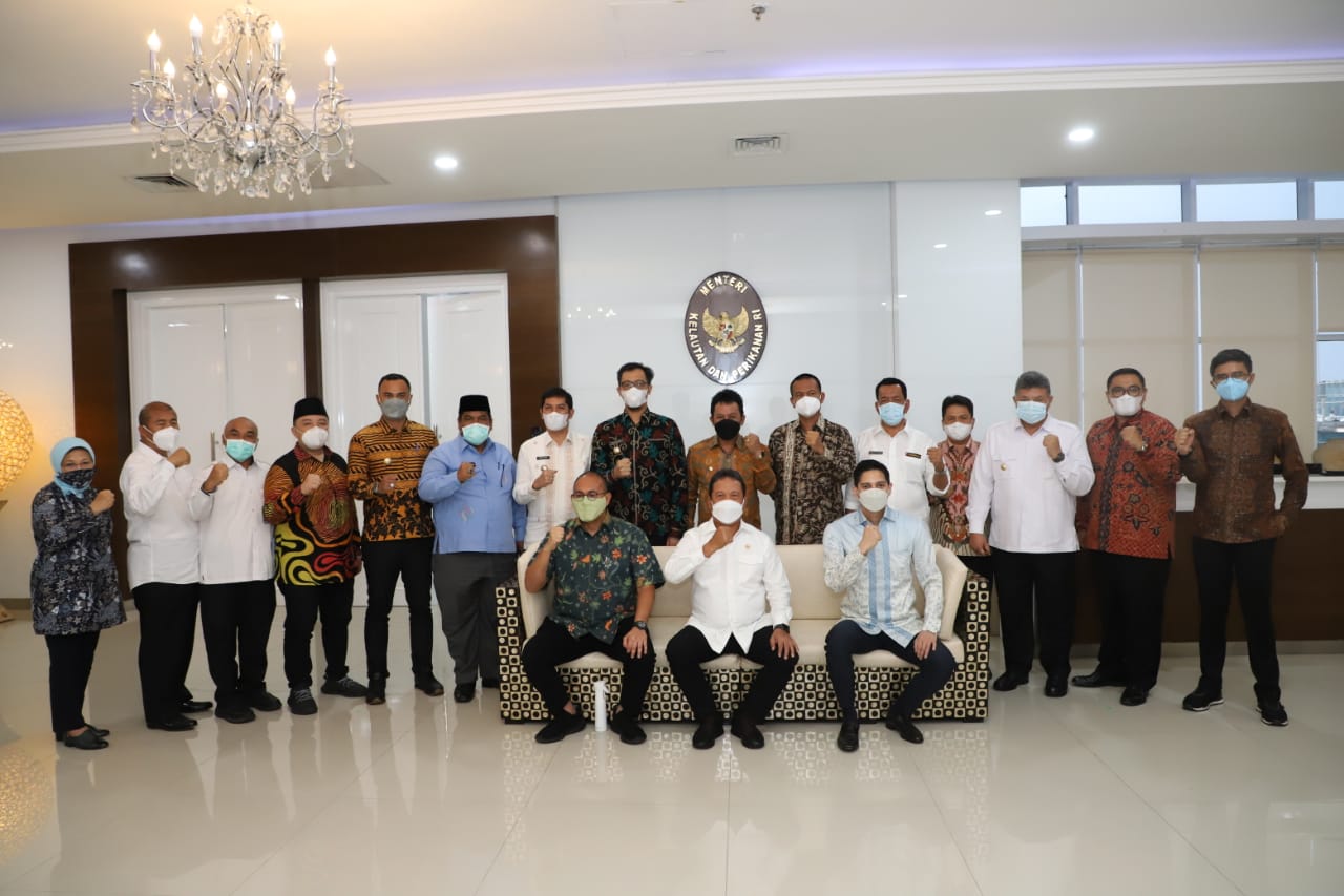 Sejumlah kepala daerah saat menemui Menteri KKP