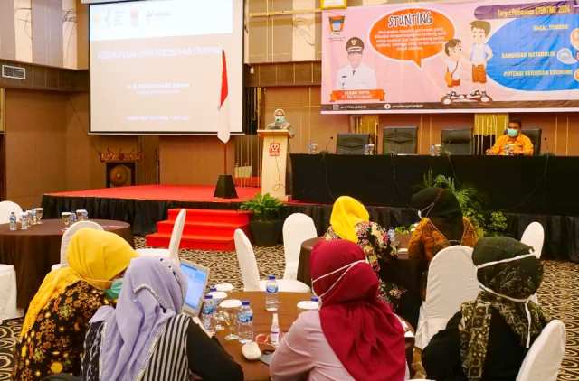 Kepala Dinas Kesehatan Kota Padang terpantik. Kadiskes Feri Mulyani bertekad mengatasi stunting dalam waktu dekat ini
