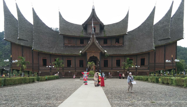 Istano Basa Pagaruyung