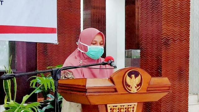 Juru Bicara Tim Gugus Tugas Covid-19 Pasaman Barat, Gina Alecia