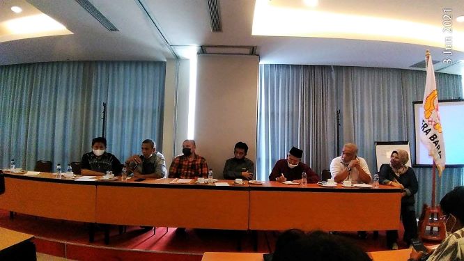 Rapat perdana Pengurus KONI Sumbar 2021-2025 (foto: AMY)
