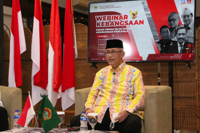 Ketua Umum LDII KH Crhiswanto Santoso