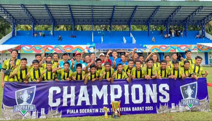 PSP Padang U-15, juara Piala Soeratin Sumbar. (foto:ist)