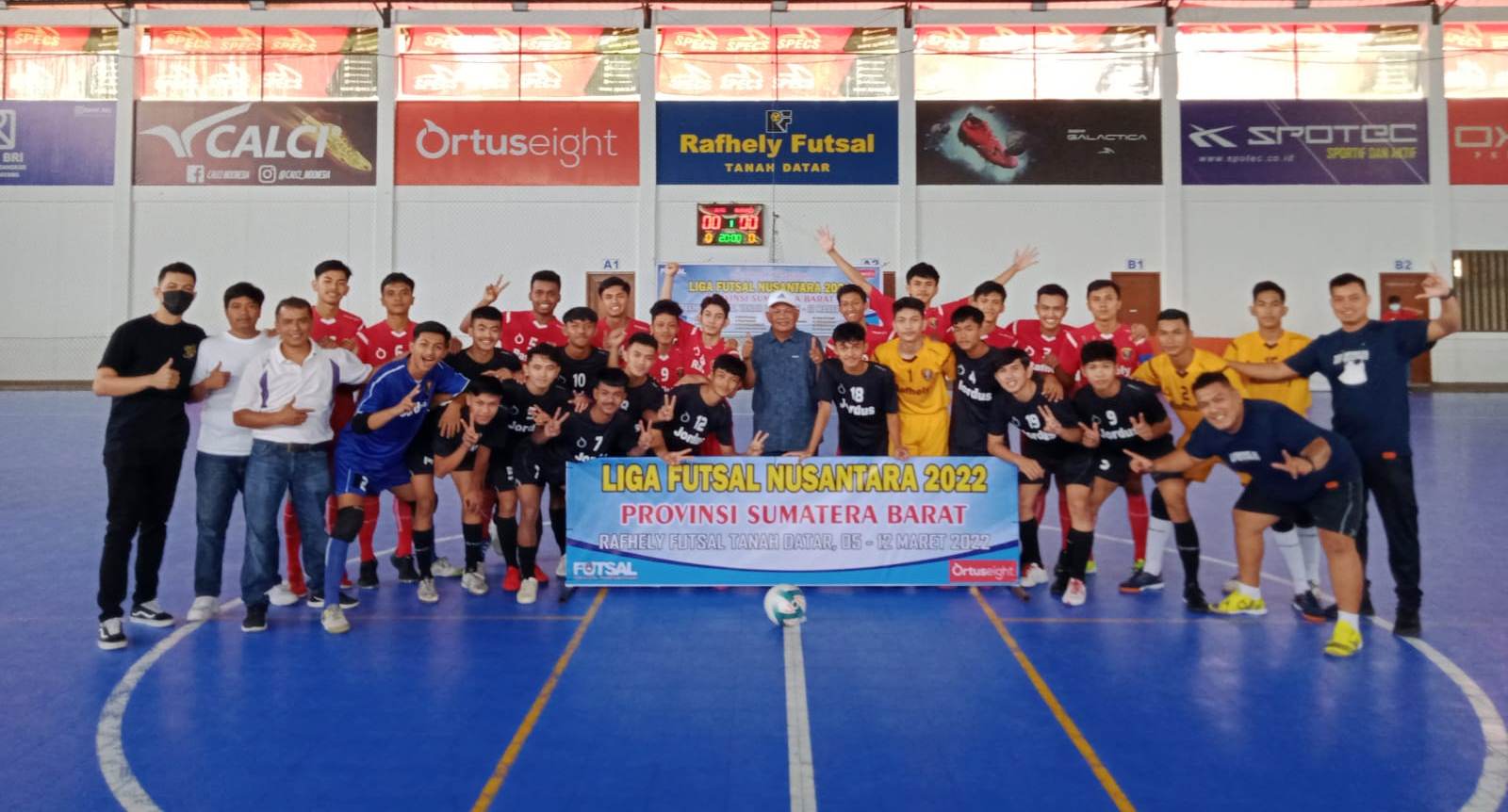 Tim Rafhely Fc dan Jordus Fc jelang pertandingan babak 8 besar, Rabu (9/3). (foto: ist)
