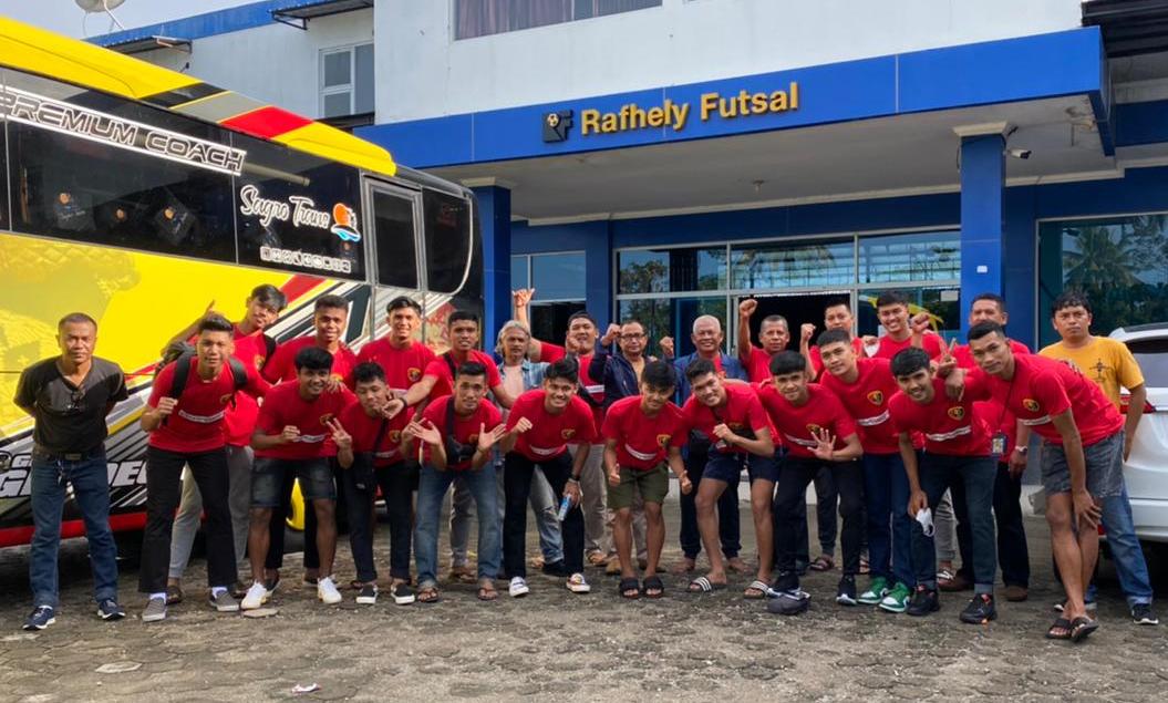 Tim futsal Rafhely FC bertolak ke Kota Medan, Sumatera Utara untuk mengikuti babak 34 besar Liga Futsal Nusantara (LFN) sebagai jalur yang harus ditempuh untuk meretas asa tampil di Liga Pro Futsal.