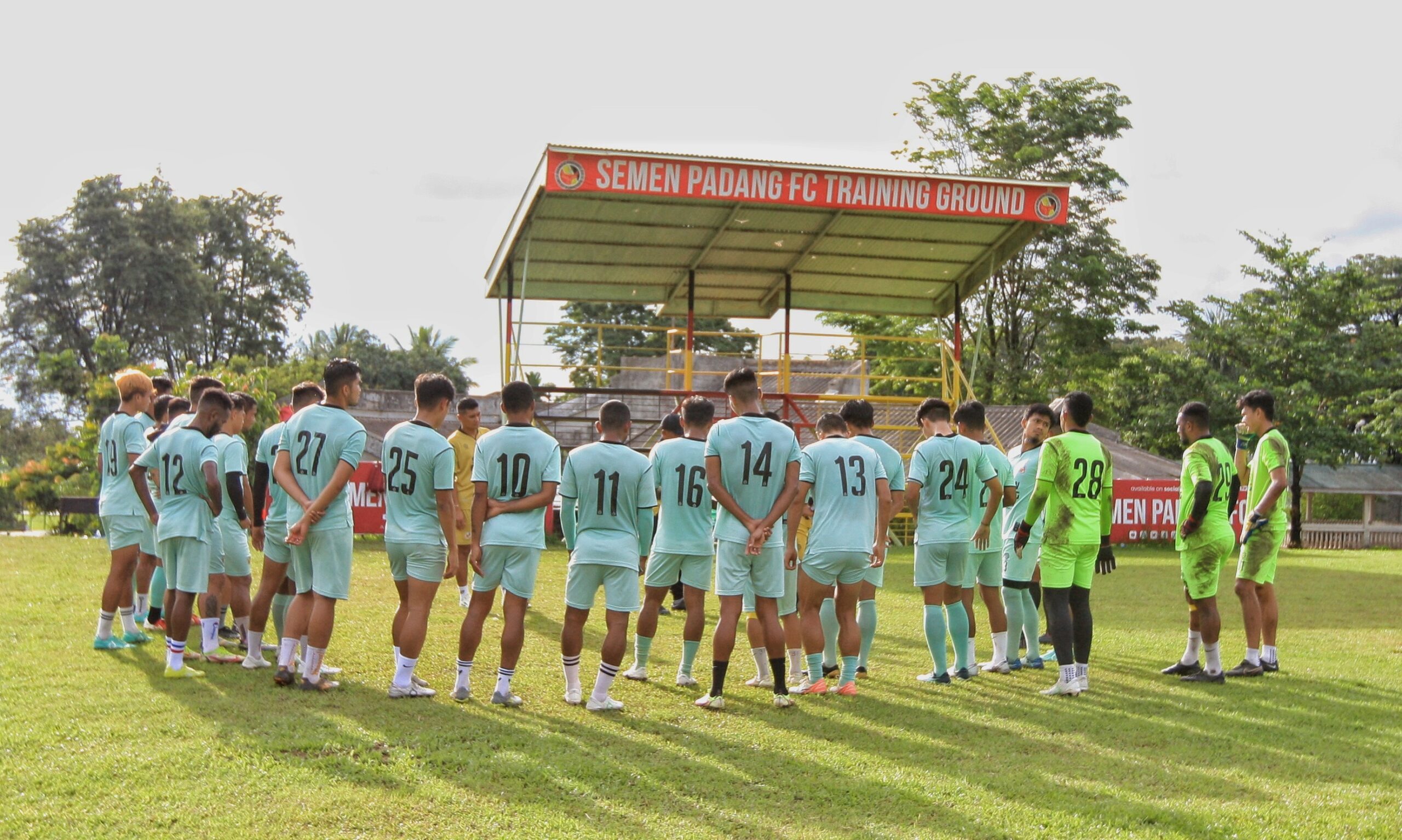 Tim Semen Padang FC, memilih liburkan tim (SPFC)