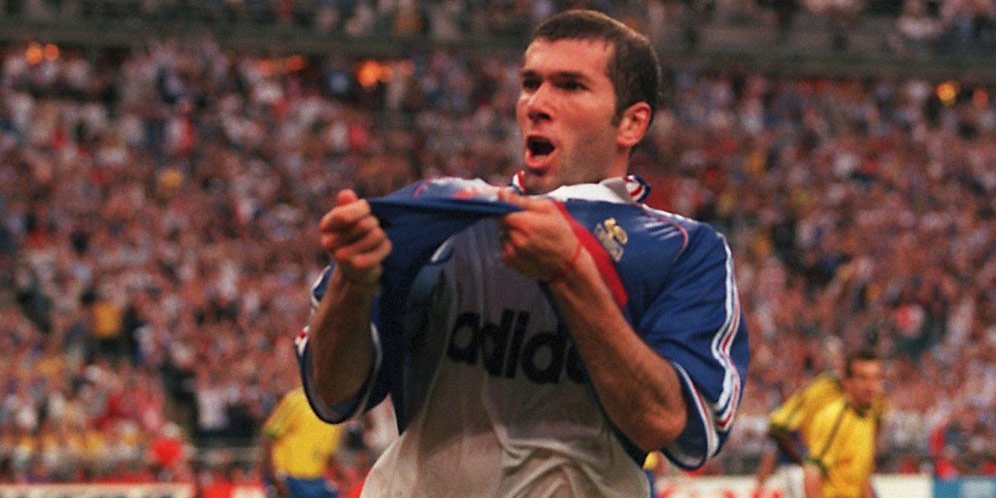 Zinedine Zidane cetak dua gol di final Piala Dunia 1998.(AFP)