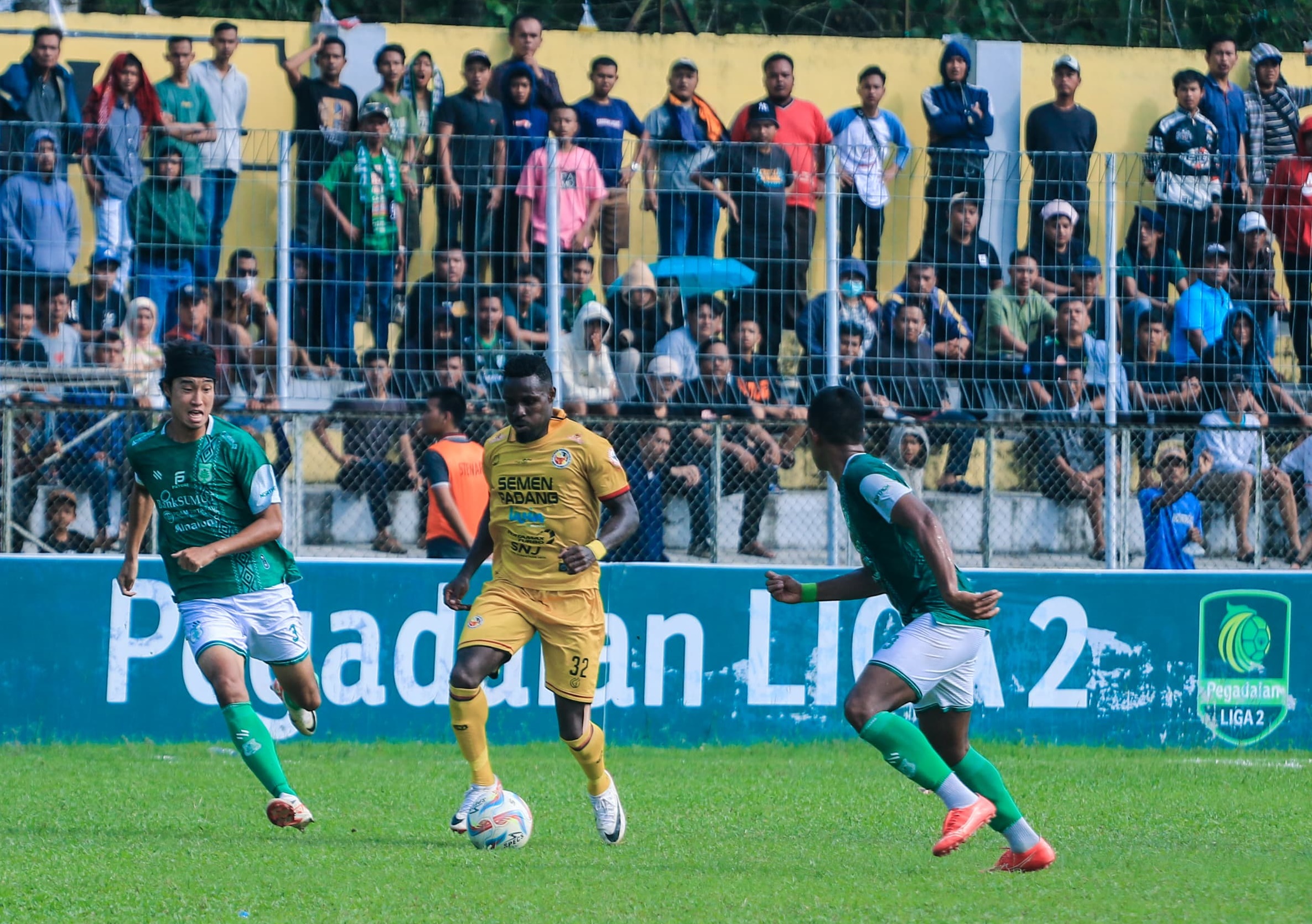 PSMS Medan vs Semen Padang FC berakhir 1-1 di Lubuk Pakam Senin (22/1). (SPFC)
