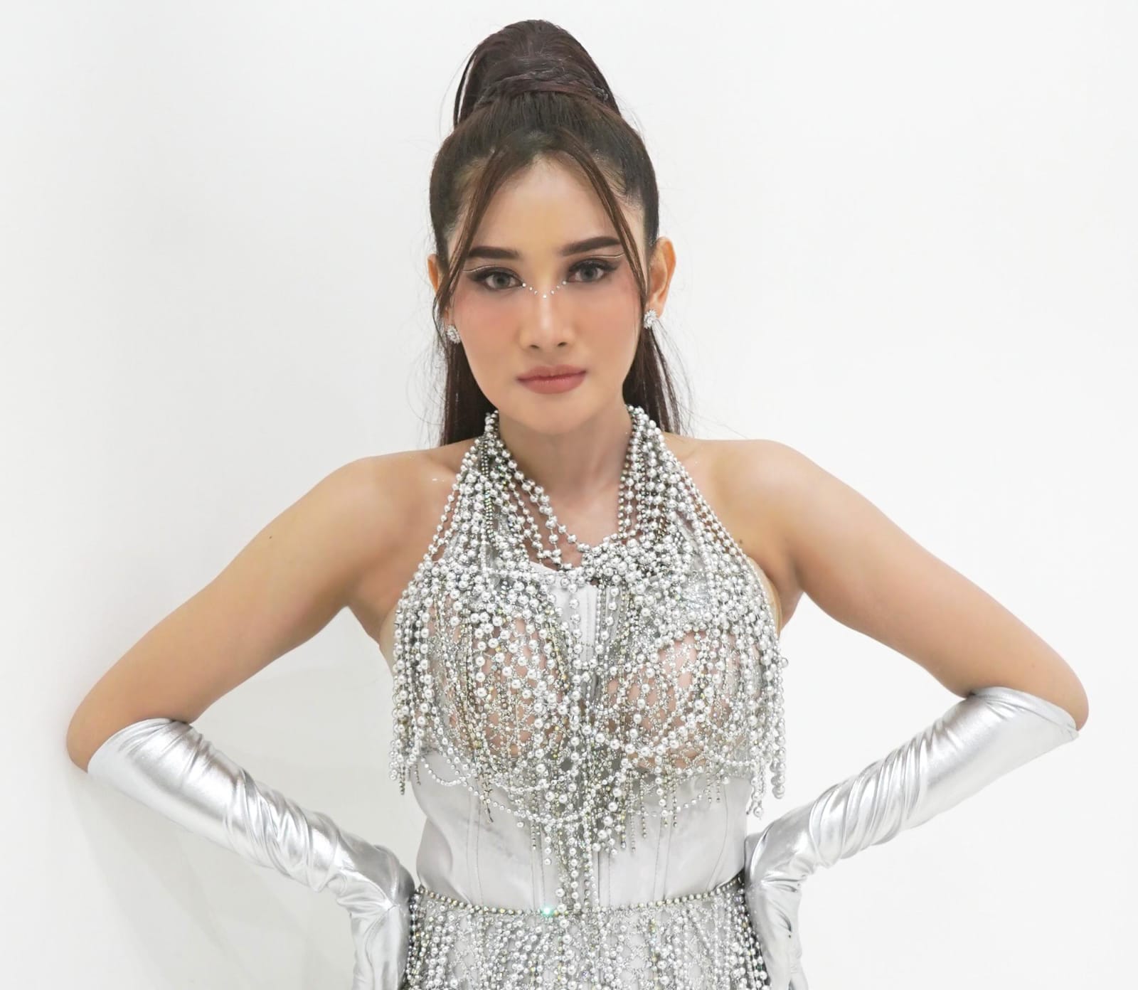 'Teman Rasa Pacar', Lyia Jadi Trending di Youtube