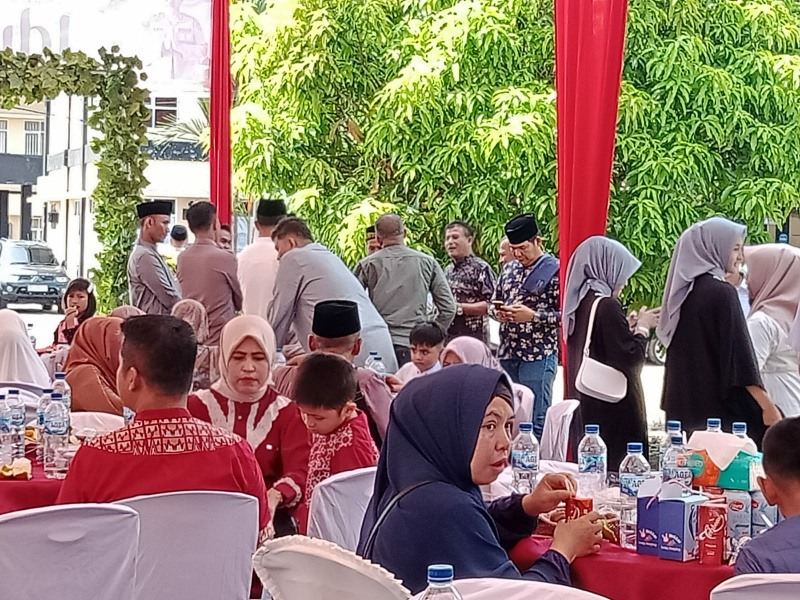 Suasana open house menyambut Kemenangan