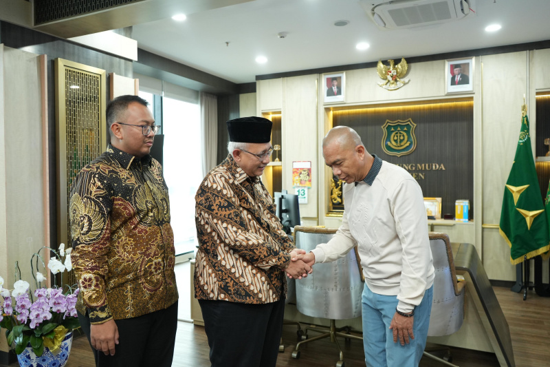 Jaksa Agung Muda Intelijen (Jamintel), Reda Mantovani saat menerima kunjungan Ketua Umum DPP LDII KH Chriswanto Santoso dan jajaran pengurus. (Ist)
