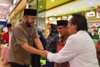 Wako Padang Fadly Amran membuka kegiatan donor darah di SJS Plaza.