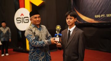 Tembus 10 Besar ASAS 2026, Tiga Siswa SMP Semen Padang Raih Nilai 100 pada Bahasa Inggris dan Matematika