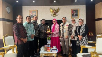 Pemko Padang Beri Bantuan Rp5 Miliar ke Aceh, Delegasi Aceh Timur Sampaikan Terima Kasih Langsung