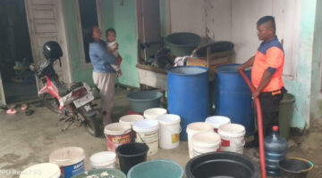 Perumda AM Tak Henti Salurkan Bantuan Pasca Banjir Bandang di Kota Padang