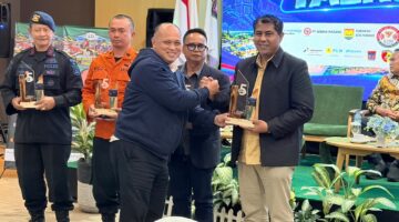 PT Semen Padang Raih Penghargaan IJTI Sumbar atas Aksi Nyata Penanggulangan Bencana